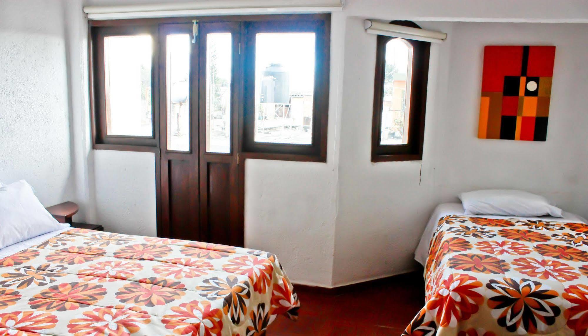 Hostal De San Pedro Чолула Екстериор снимка